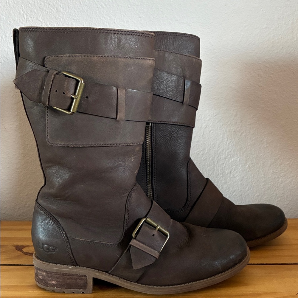 Ugg Chancey buckle boots